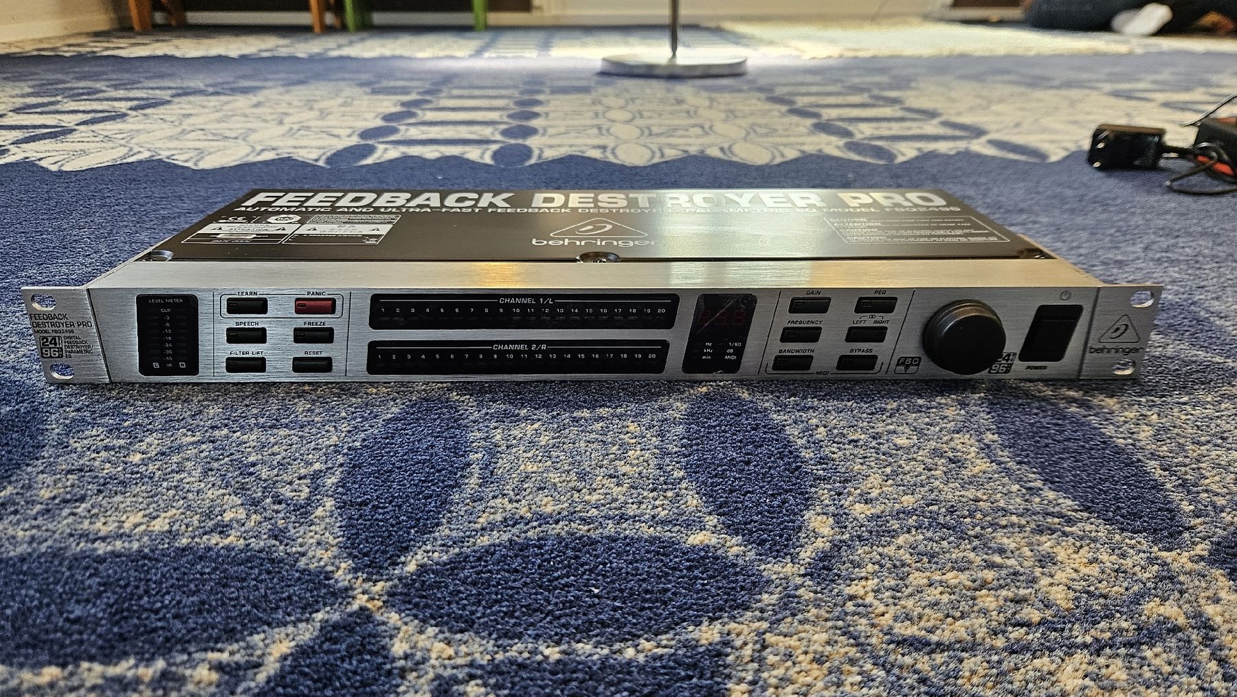 Behringer Equalizer: Feedback Destroyer Behringer FBQ2496 Pro gebrauchter Zustand – Neu (gemäss Beschreibung) aus Au ZH von muh_8zkn