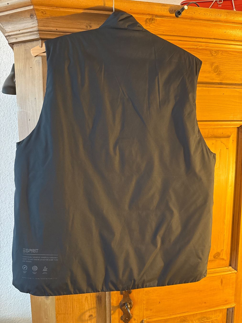 Esprit Gilet & Giacche: Esprit Herren Weste, Grösse S, Schwarz – Usato da Winterthur venduto da britsi 5
