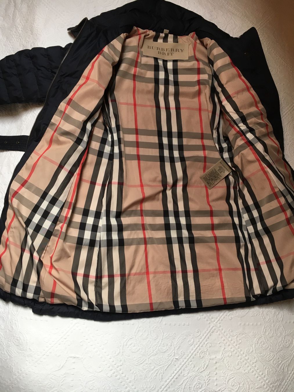 Burberry Giacche: Original Burberry Daunensteppjacke – Usato da Brienz BE venduto da Eos_123 2