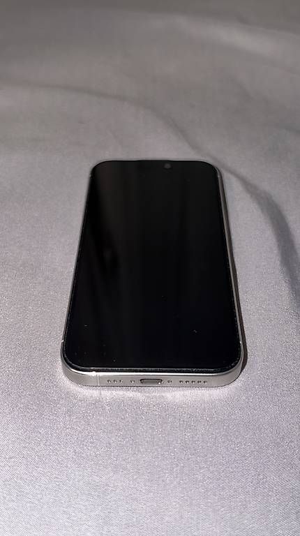 Portables: Apple iPhone 15 Pro  128 GB  – D'occasion à Seon par oke_t82f 2
