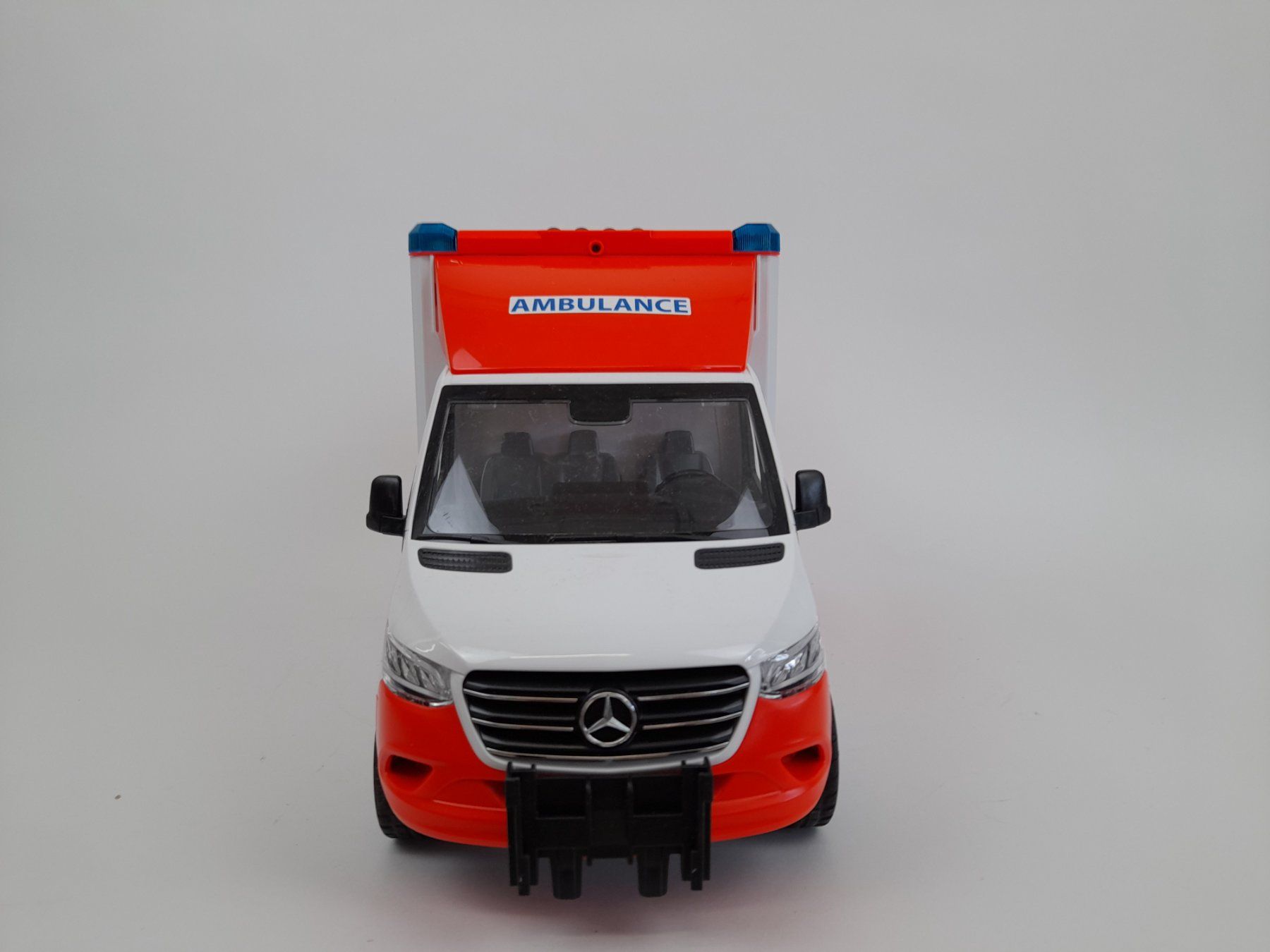 Bruder Giocattoli: BRUDER MB Sprinter Ambulanz mit Fahrer – Nuovo (secondo la descrizione) da Liebefeld venduto da Restwert_Liebefeld 2
