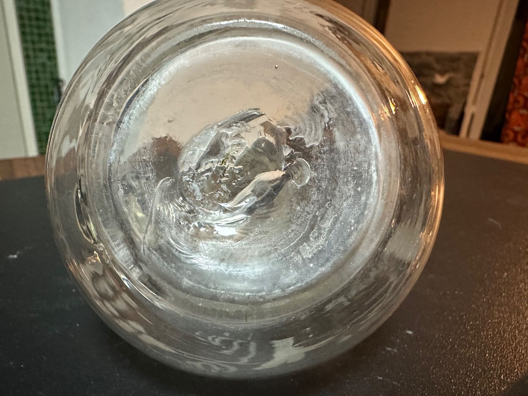 Caraffe: Flühli? Glas-Karaffe mit gerutschtem Decor – Usato da Frauenfeld venduto da aluma14 5