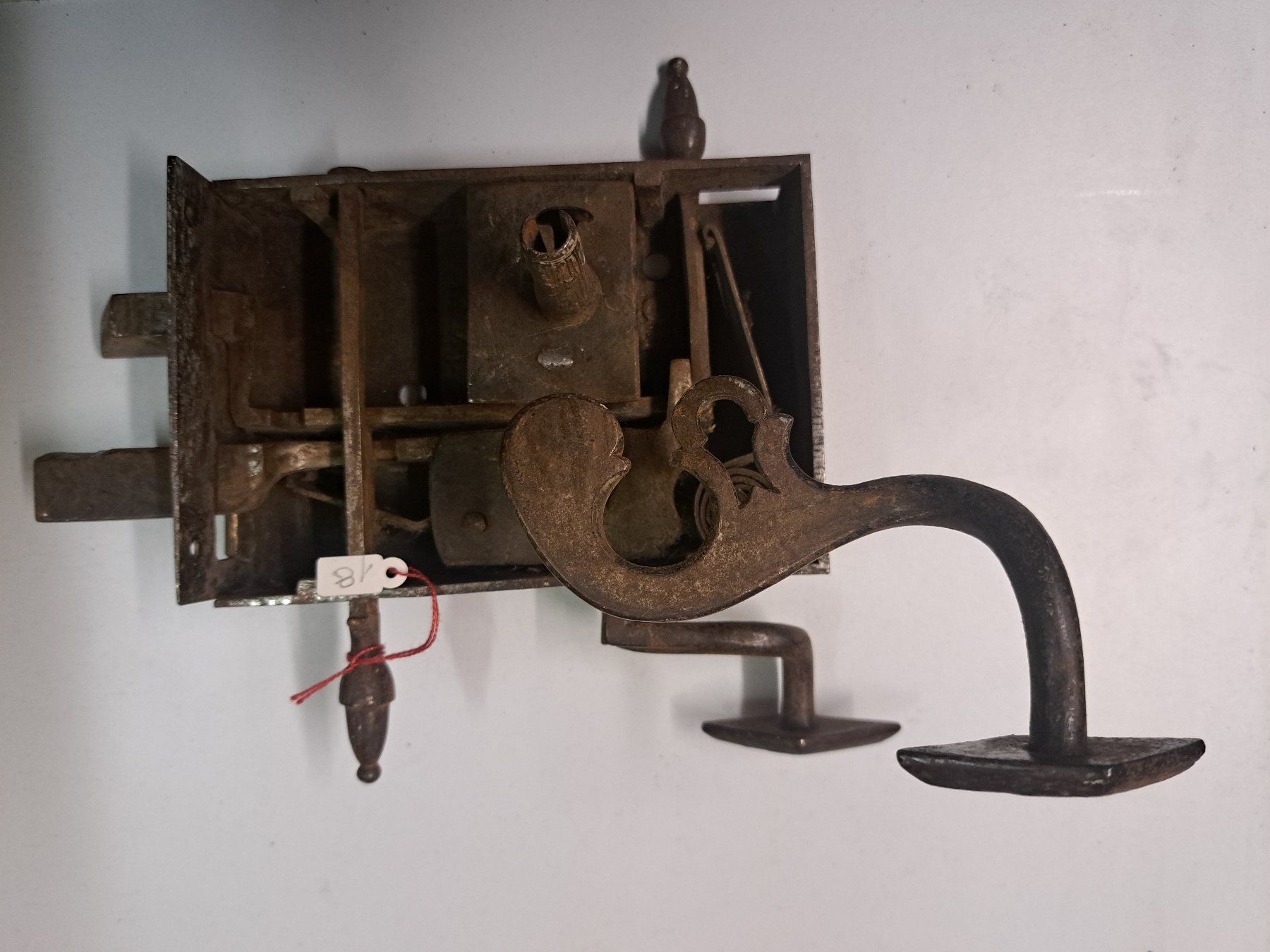 Cadenas: Türschloss alt / antik – D'occasion à Bern par Patinaa