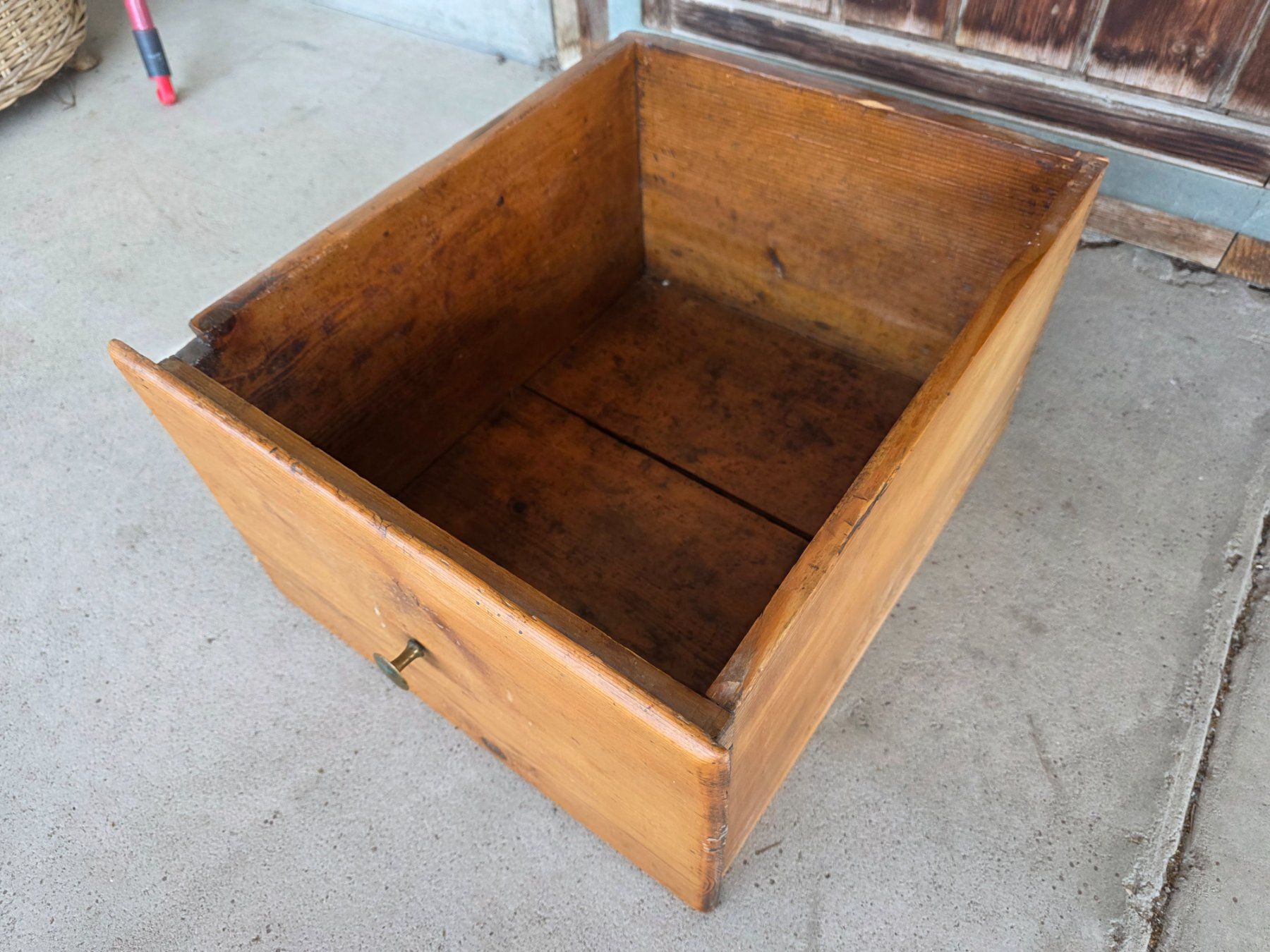Caisses de transport: Antik Holz Schublade einer Schaffreite – D'occasion à Walterswil BE par Lonitti 3