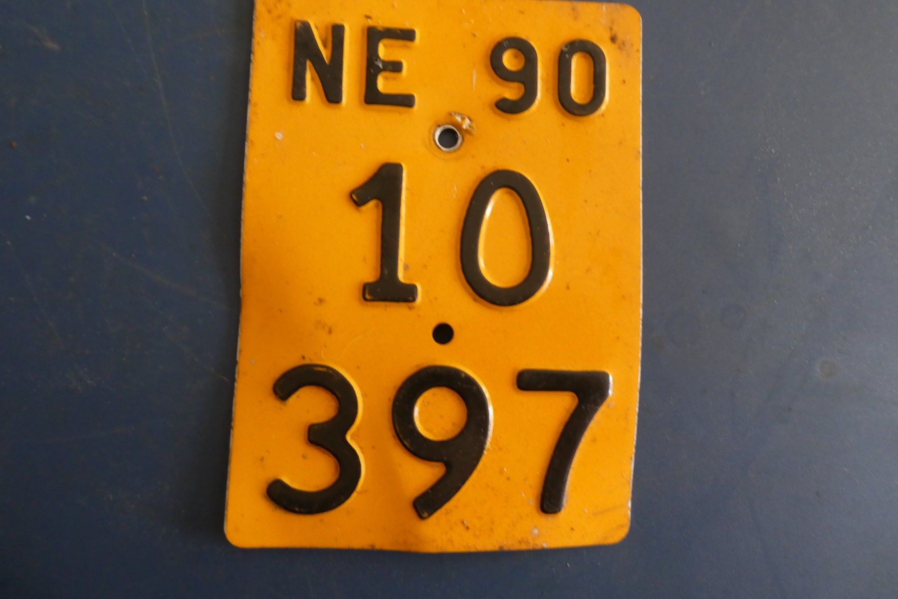 Insegne: vélomoteur 1990 plaque – Usato da Fontaines NE venduto da monloisir