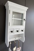 Schöner Hängeschrank aus Holz – Vintage, neuwertig