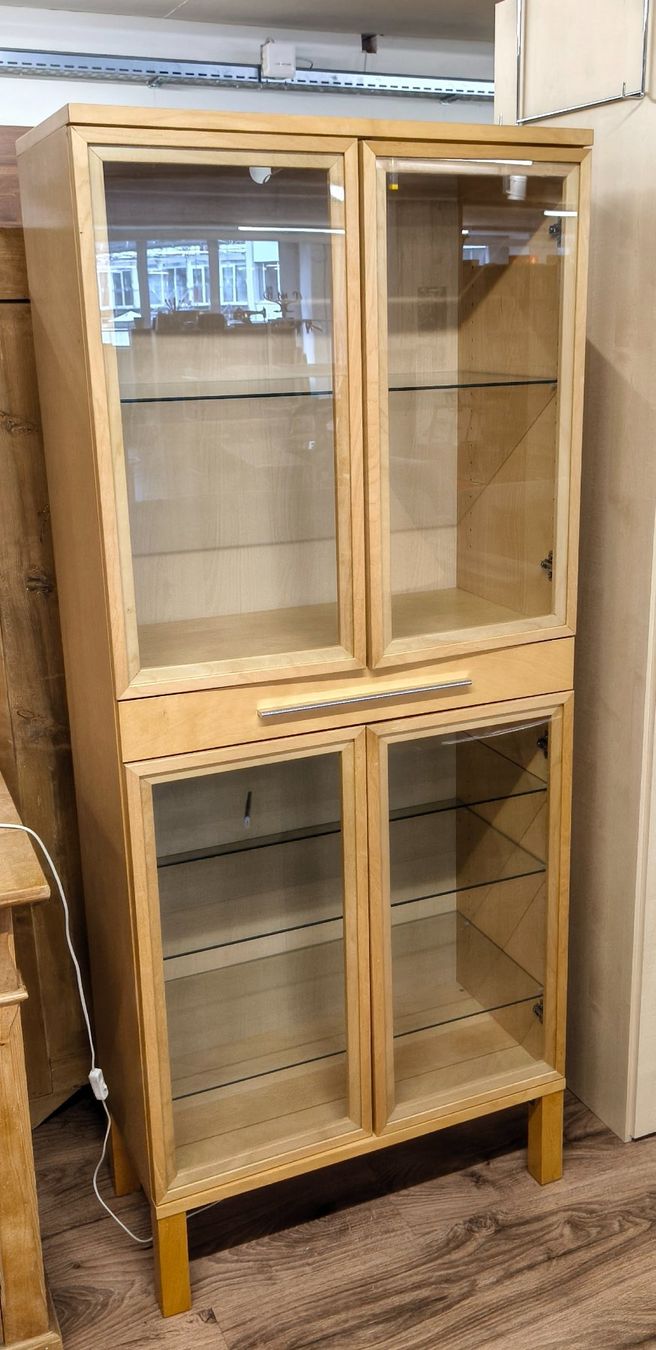 Vitrines: Vitrine beleuchtet – D'occasion à Basel par bk_brockibasel