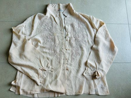 Chemise femme brodée, en soie 
