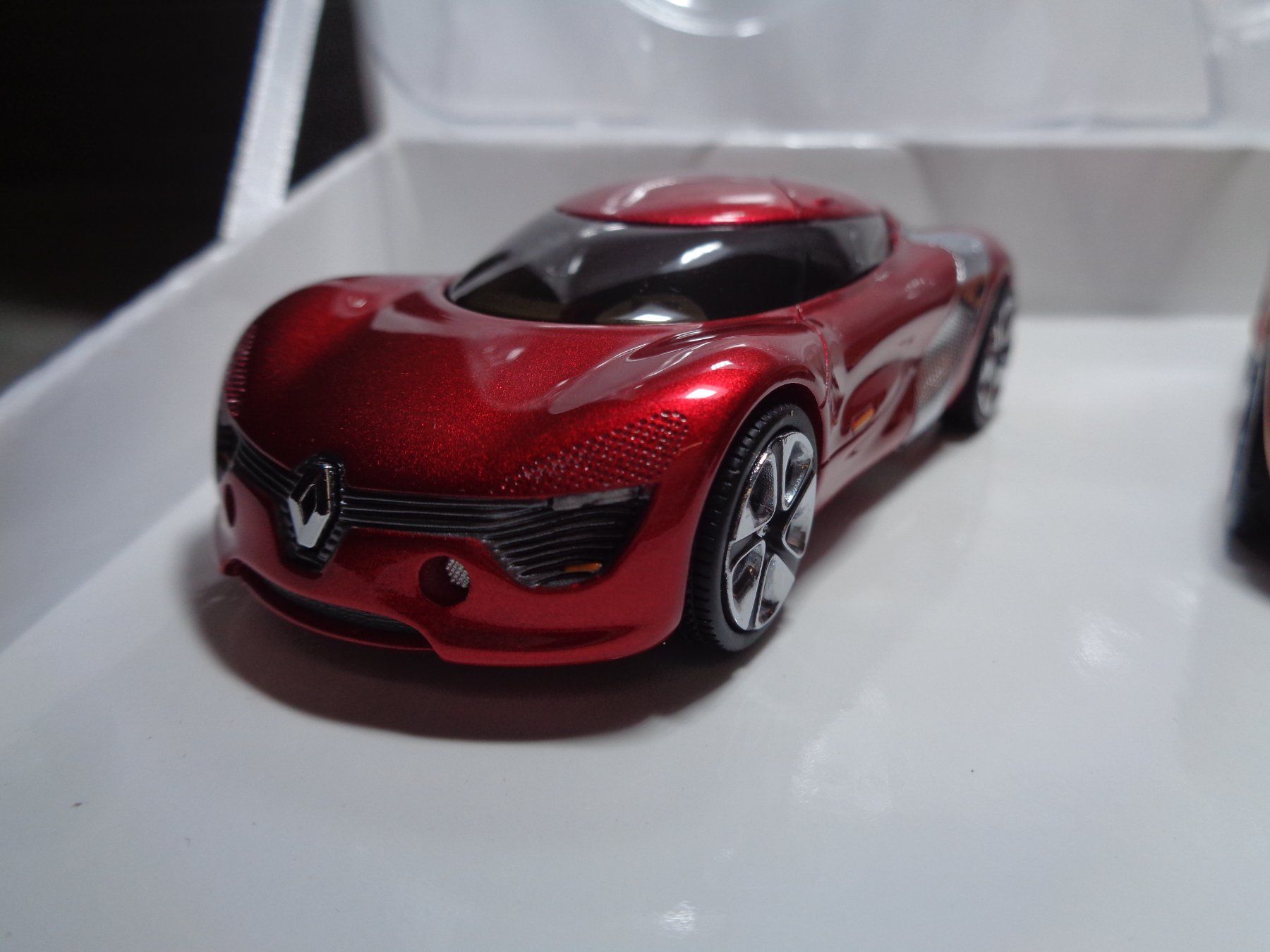 Renault Modellini d'auto: Norev 1:43 Prototype Renault Dezir – Nuovo e nell'imballaggio originale da Reconvilier venduto da rallycar
