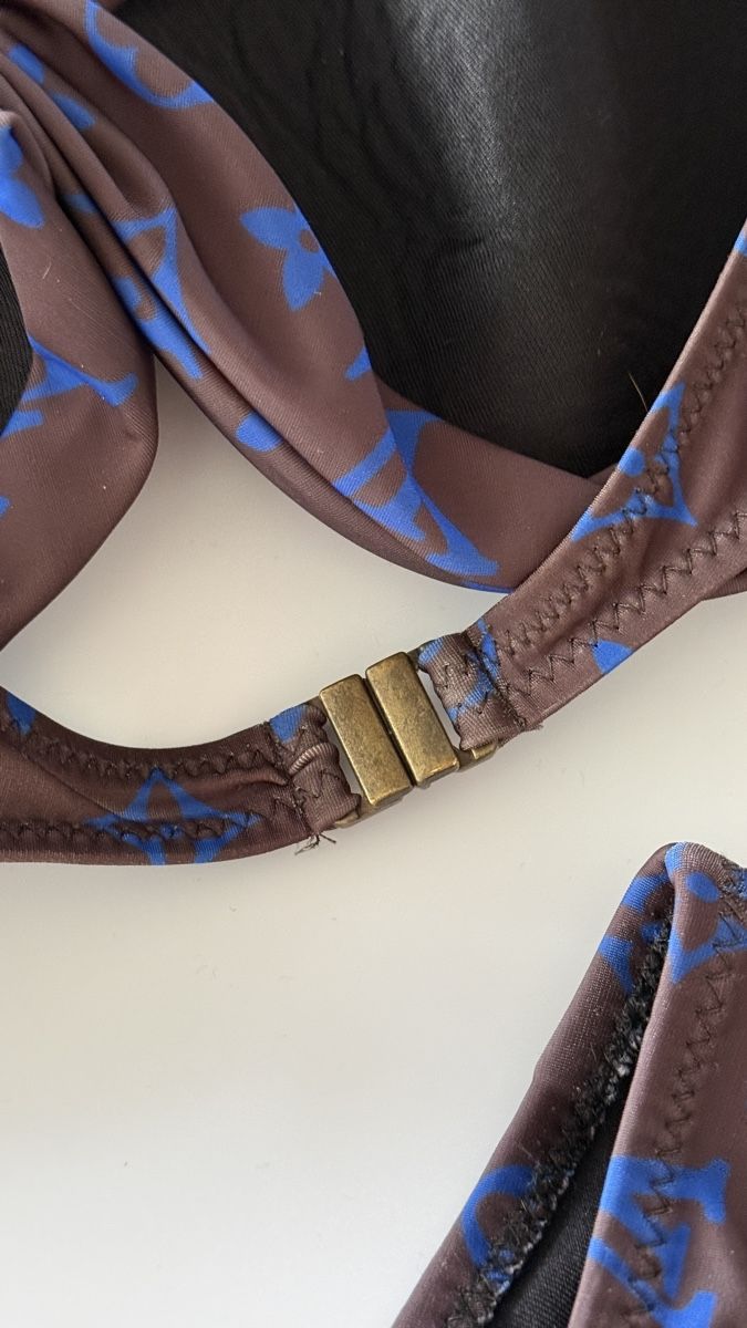 Louis Vuitton Badekleider & Bikinis: Louis Vuitton Bikini Set Monogram Blau/Braun • Gr. 40 – Gebraucht aus Ostermundigen von itsanoemithing 4
