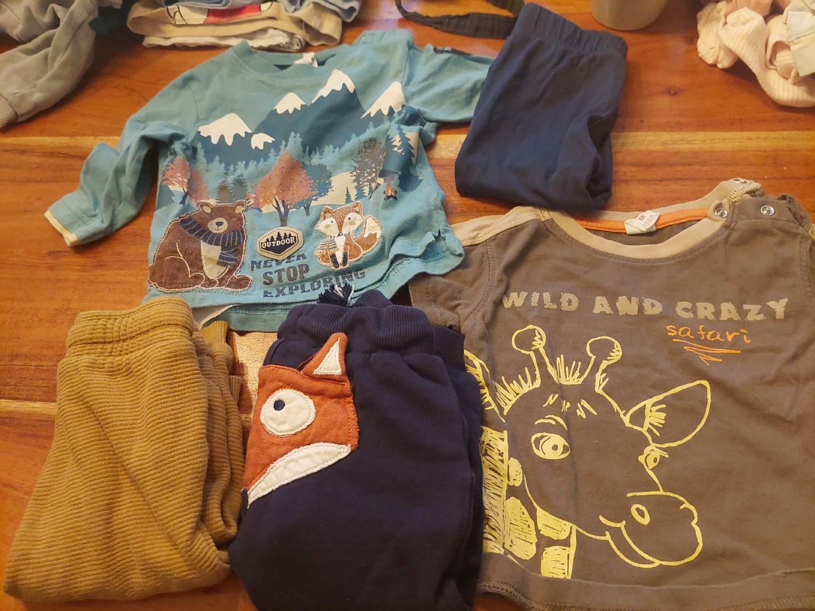 Lotti & Set di vestiti: Kleiderpaket Gr.68 – Usato da Sissach venduto da zwwerg