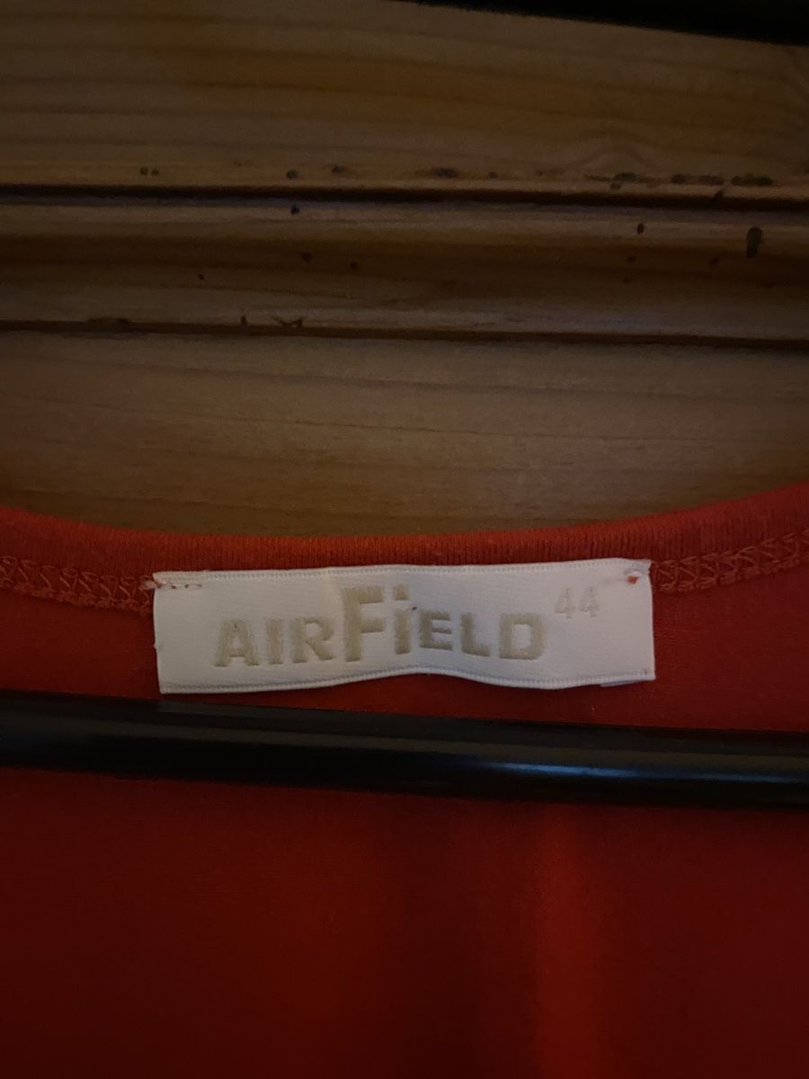Airfield Top: Top – Usato da Rapperswil SG venduto da Nicinic01 2