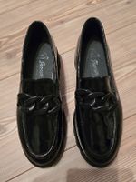 Schwarze Leder Lack Loafers mit Kette, Gr. 39 - Neuwertig!