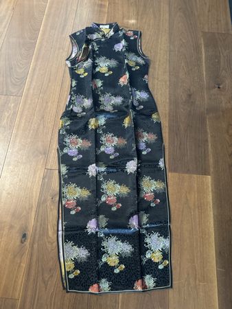 Chinesisches Kleid, Grösse M, NEU