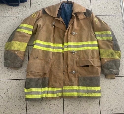 Gebrauchte Feuerwehrfahrzeuge Feuerwehrjacke Gebraucht Feuerwehr
