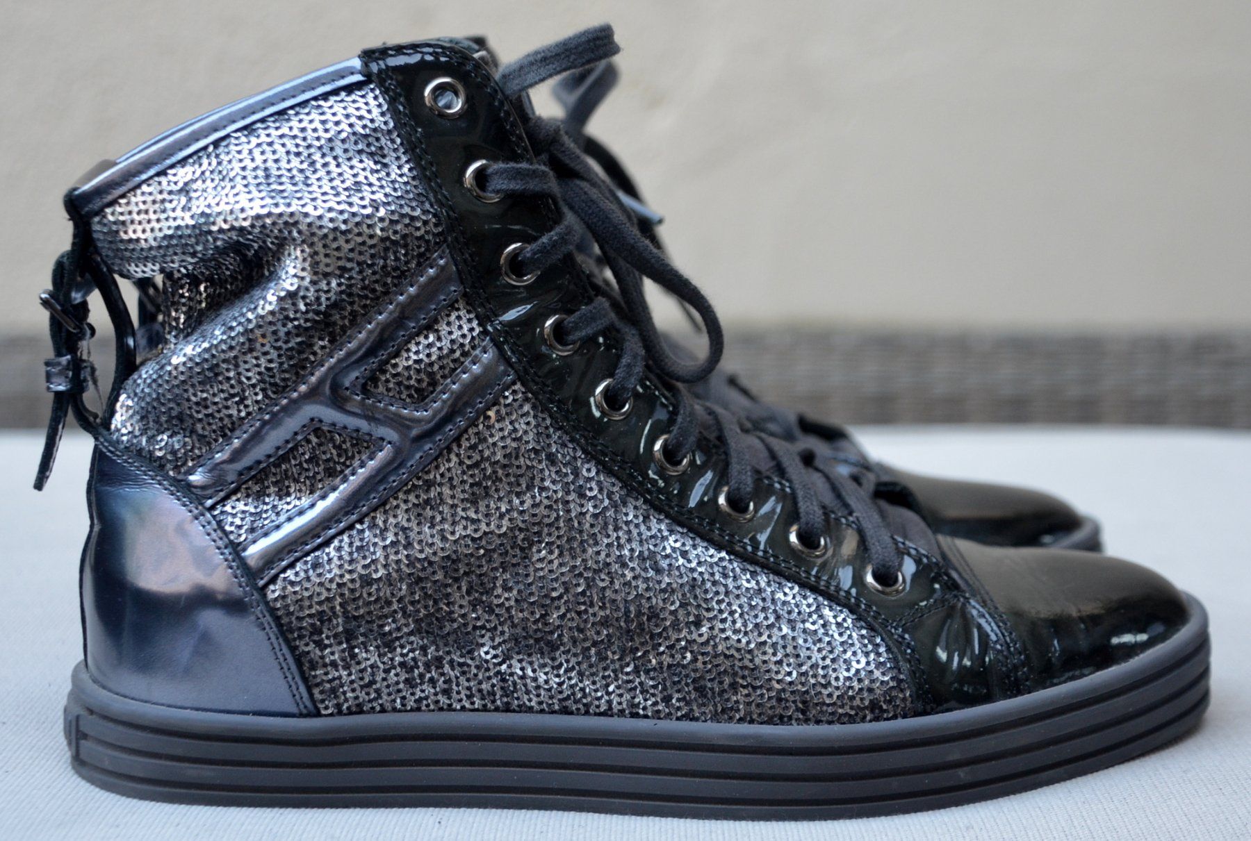 Hogan Damenschuhe: Hogan High-Top  Sneakers .38 – Gebraucht aus Collonges von Allegree 3