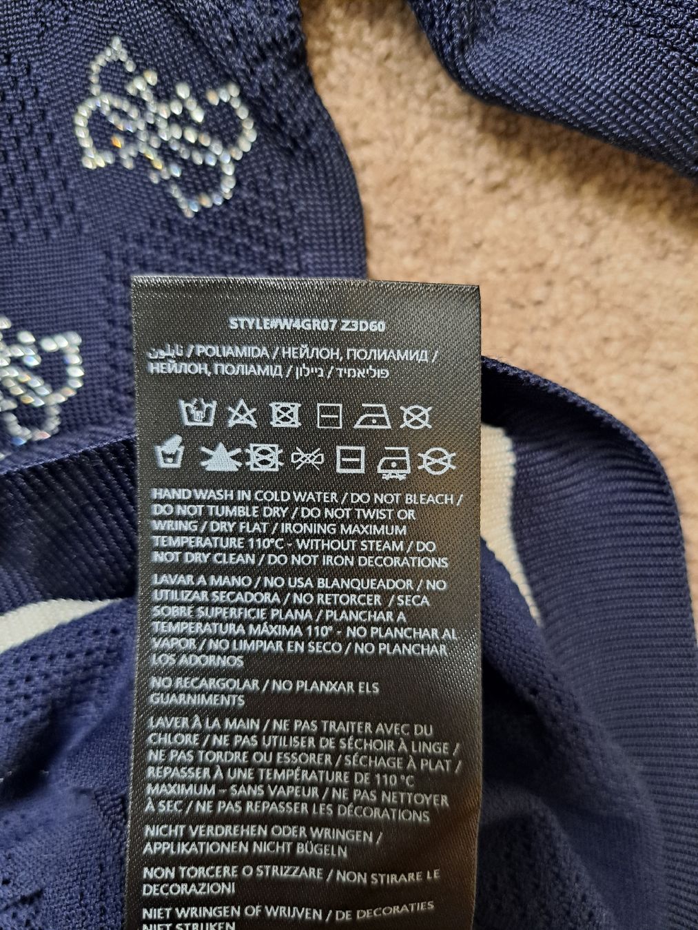 Guess Maglioni & Felpe: Pull Guess neuf taille XS – Nuovo (secondo la descrizione) da Moutier venduto da cel_9ffk 5