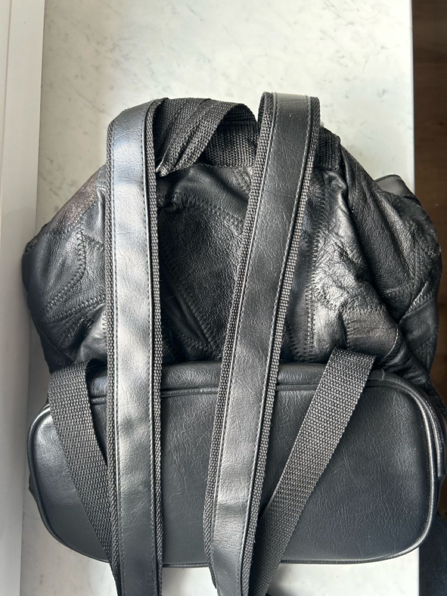 Zaini: Vintage Lederrucksack Leder – Usato da Merishausen venduto da Yvili 1