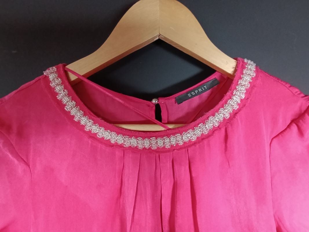 Esprit Camicette: ESPRIT blouse rose avec bouton au dos - Taille 38 – Usato da Thielle venduto da Plusvalue_Neuchatel 3