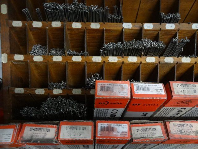 Swiss Pezzi di ricambio: DT Speichen in Speichengestell – Nuovo (secondo la descrizione) da Pfäffikon ZH venduto da mamapa 3