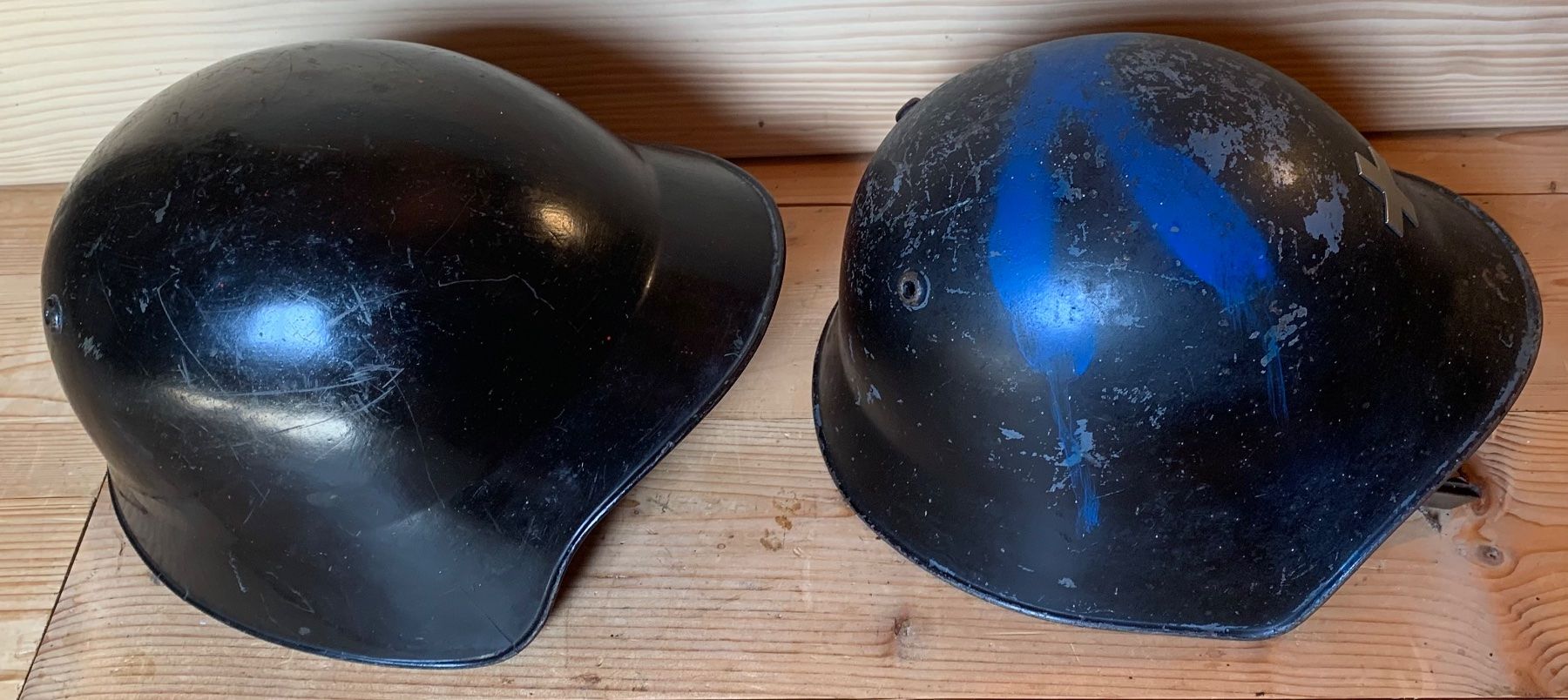 Schweizer Armee Uniformi & Effetti personali: 2 Stahlhelme – Usato da Goldingen venduto da Bergler012 4