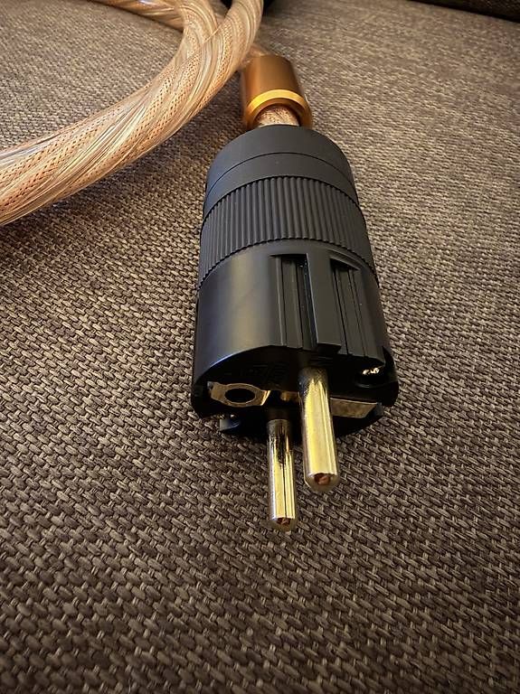 Câbles: Ifi SilentPower Nova Power Cable  – Neuf avec emballage d'origine à Mont-sur-Lausanne par Bluesix6 1