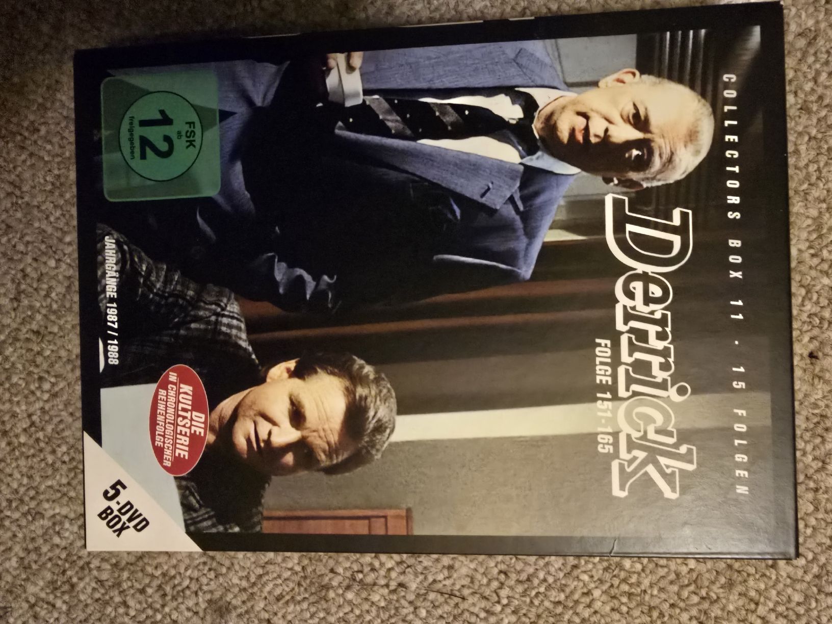Tutti i DVDs: 13 DVD-S Derrick  – Usato da Zürich venduto da Ricki25 2