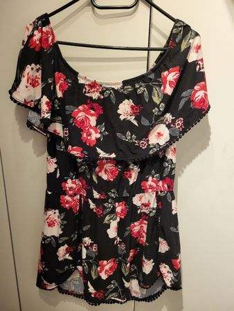 Sommerlicher Blumen Jumpsuit Gr. M