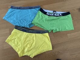 Coole Emporio Armani und Diesel Unterhosen Grösse M