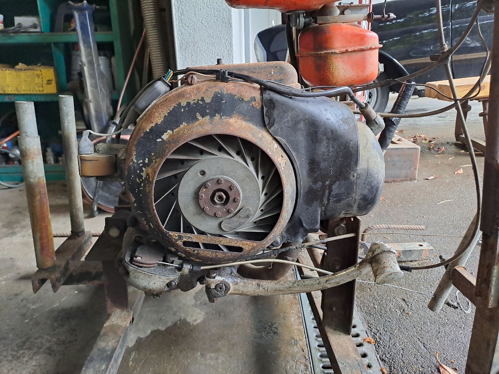 Piaggio Motori: Piaggio Vespa Motor – Usato da Heerbrugg venduto da Dcadillac 3
