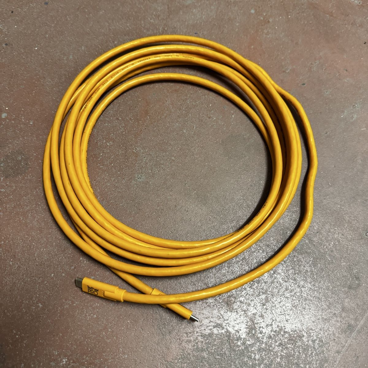 Câbles: TetherPro 4.6m USB-C auf USB-C – D'occasion à Zürich par Yemine