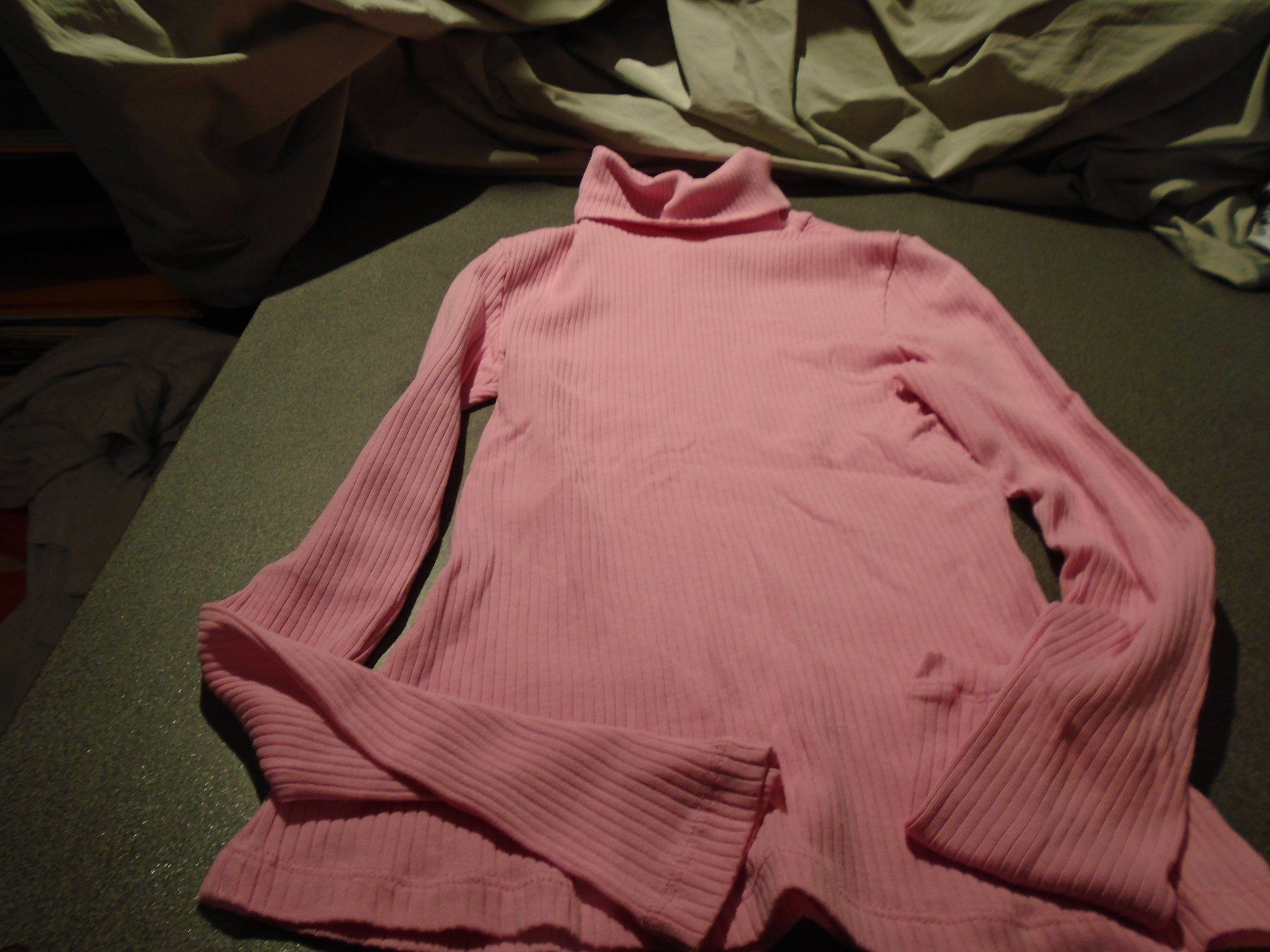 Pullover & Sweatshirts: Rollkragenpullover ca. Grösse S, rosa, gerippelt – Gebraucht aus Zürich von abraxas1291