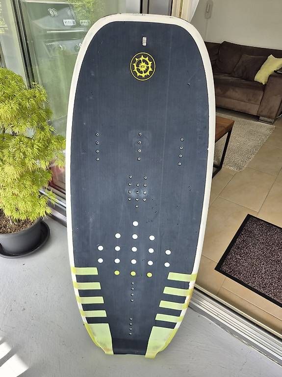 Tavole da surf e di nuoto: Slingshot Dwarf Kite und Pump Foilboard – Usato da Liestal venduto da Kitesurfer917 2