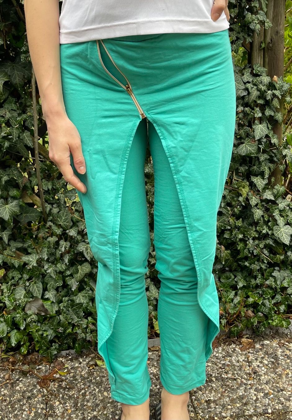 Pantalons: Pantaloni Con cerniera verticale – Neuf (Voir description) à Gordevio par LanaZimm 2