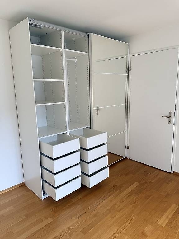 Ikea Armadi: Pax ikea armoire 236*200 – Usato da Biel/Bienne venduto da secondstore 3