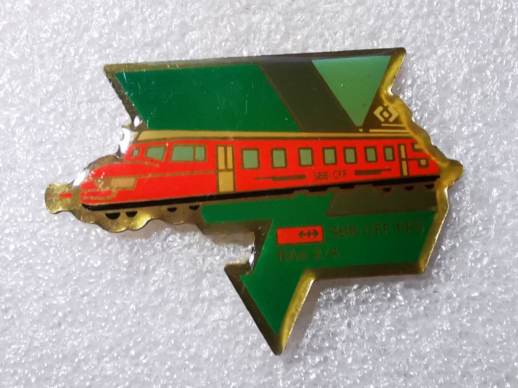 Placchette & Badge: Ansteckpin 53: Eisenbahn SBB RAe 2/4 Roter Pfeil – Usato da Oppligen venduto da Pin-Fall-Shop