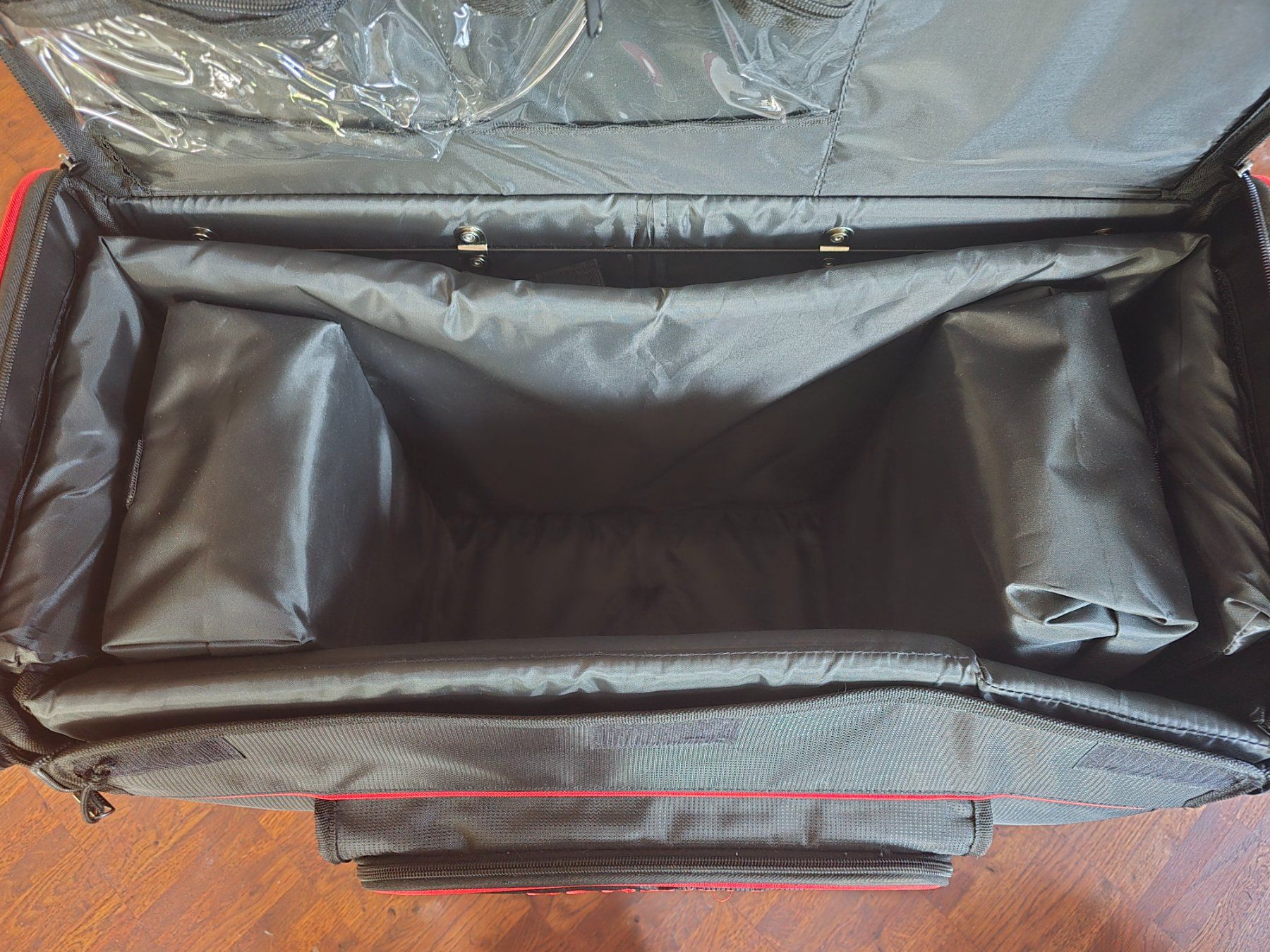 Bernina Macchine da cucire: Bernina Transport Trolley XL – Usato da Wattwil venduto da Yoshi.97 2