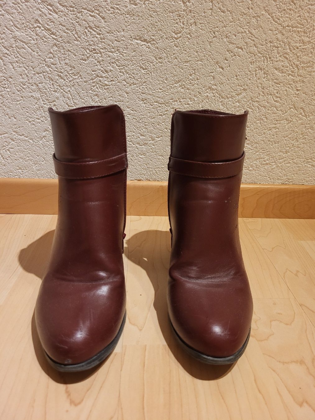 Damenschuhe: Absatzstiefeletten Gr. 39 braunrot – Gebraucht aus Steffisburg von esneusdaheime 2