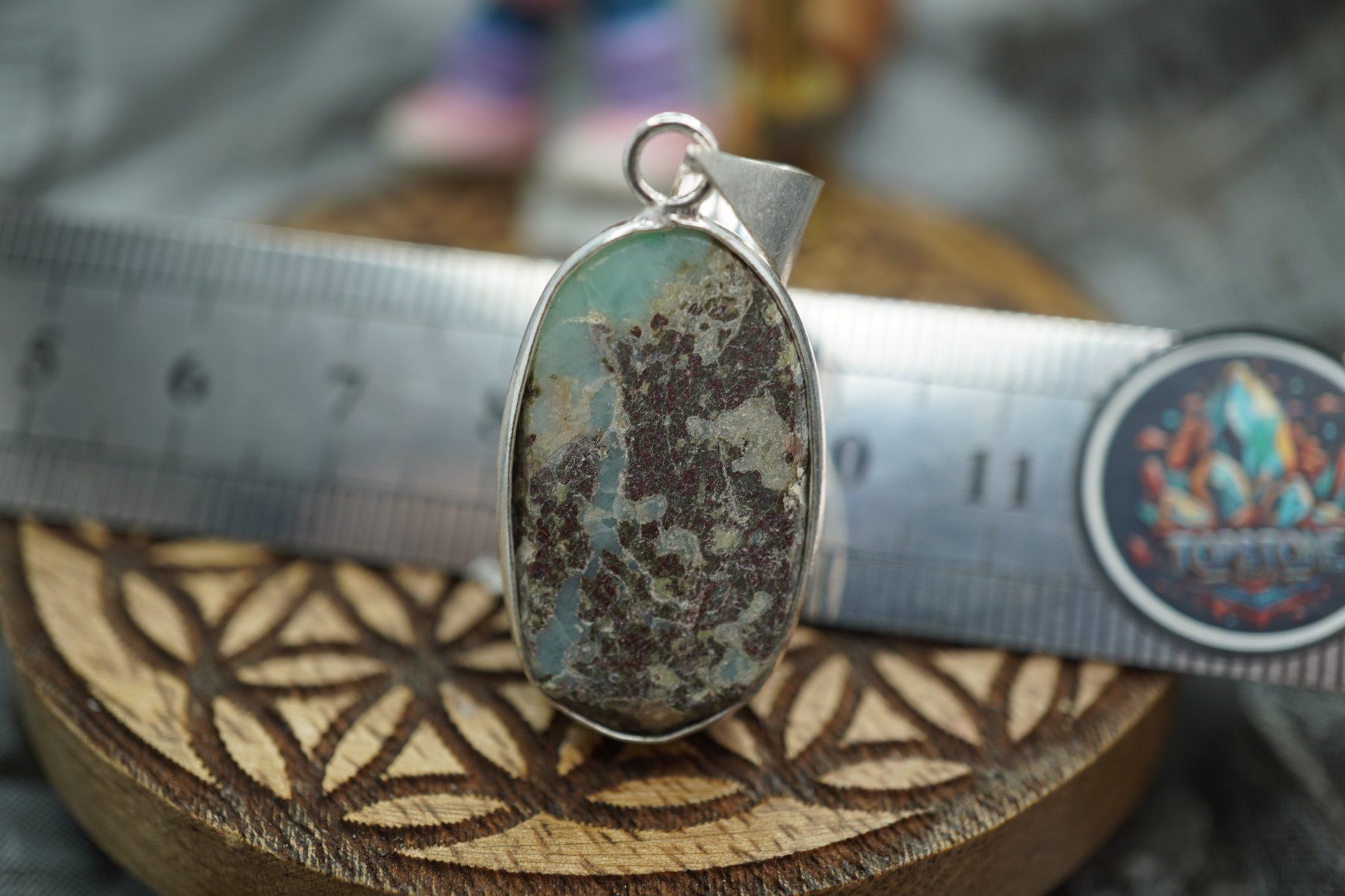 Ciondoli: Larimar oval     Anhänger   ab  1.- – Nuovo e nell'imballaggio originale da Eschenbach SG venduto da topstone 5