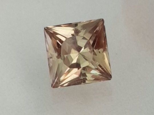 Pietre preziose: Csarite, Diaspore – Nuovo (secondo la descrizione) da Wolhusen venduto da toni079 2