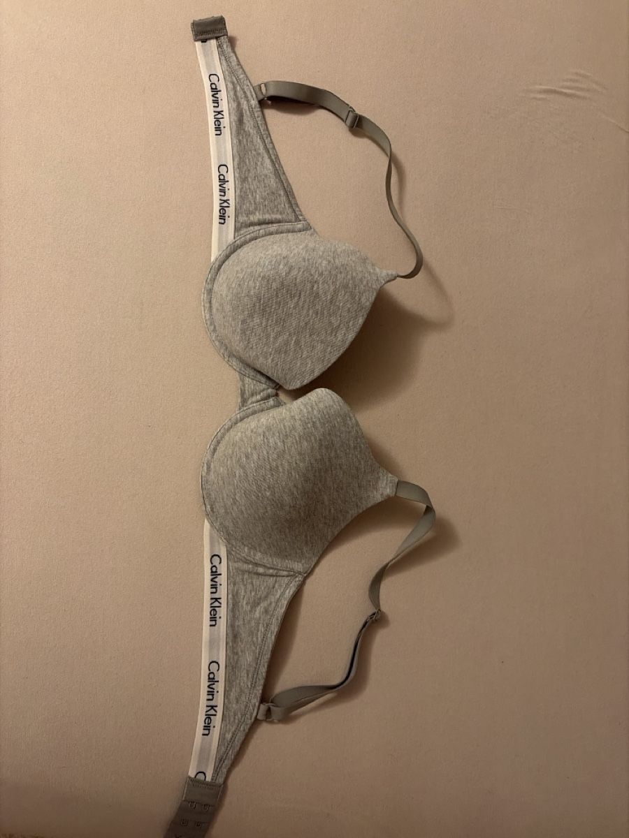Calvin Klein Altra biancheria intima: Calvin Klein BH, Grau, Grösse 80C  – Nuovo (secondo la descrizione) da Oberbuchsiten venduto da adr_d7vk