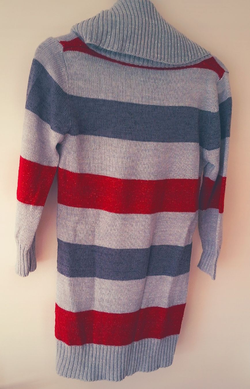 Robes: langer Pullover/Kleid Terranova – D'occasion à Aesch BL par sar_j59l 1