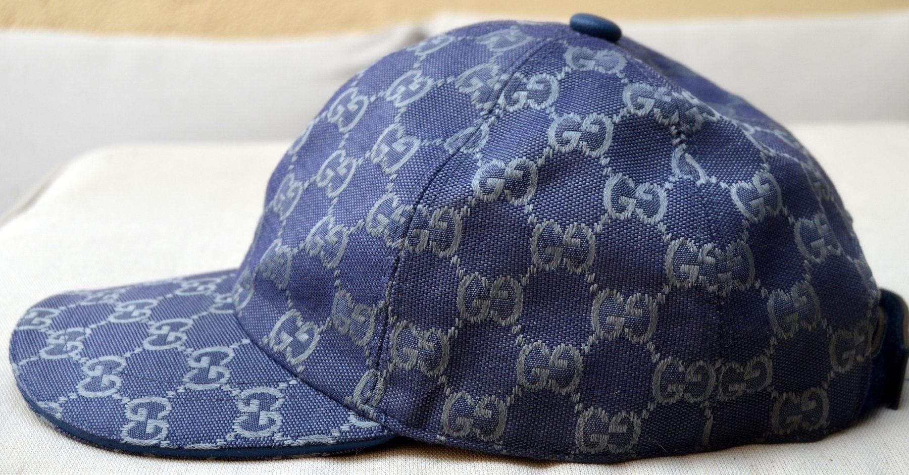 Gucci Chapeaux, bonnets & casquettes: Gucci Kappe / casquette – D'occasion à Collonges par Auganien 2