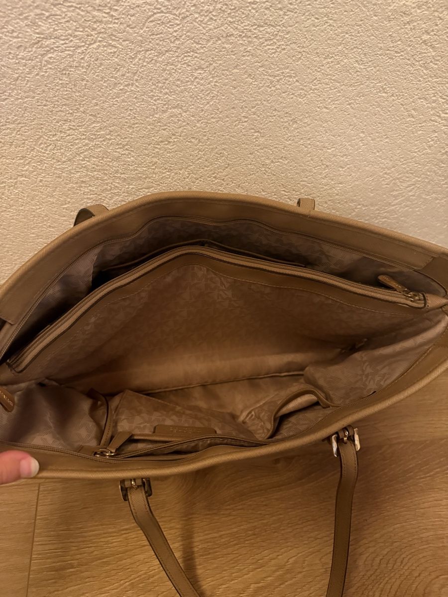 Michael Kors Sacs femmes: Michael Kors Shopper Tasche – D'occasion à Bolligen par lee_orange 3