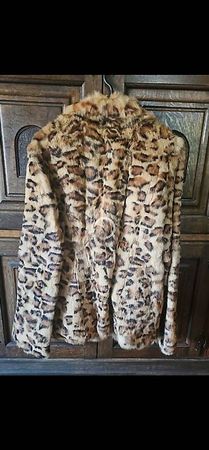 Manteau Lapin véritable  T42" Le Temps d'un Plaisir" neuf