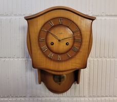 Alte Junghans Wanduhr Pendeluhr m. Aufzug Halbstunden Schlag