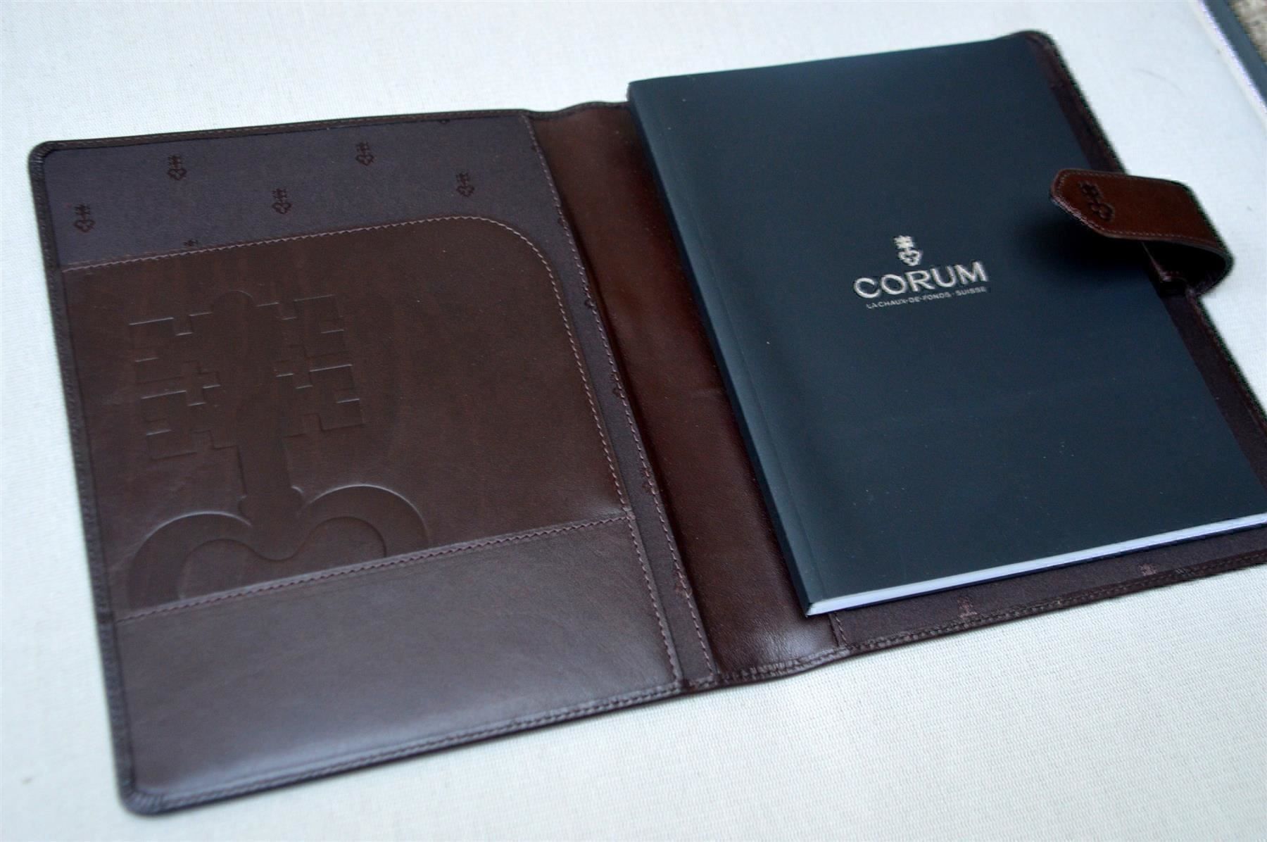 Valigie & Borse: Agenda / Notizbuch  CORUM  cahier – Usato da Collonges venduto da Auganien 2