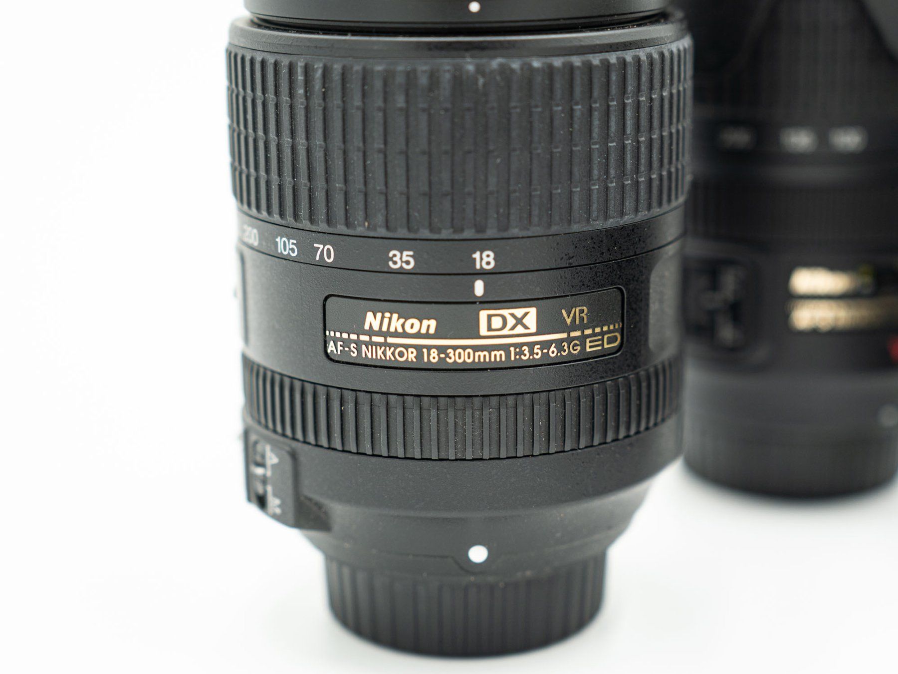 Nikon Fotocamera: Nikon D300s Set - 3 Objektive, Ladegerät - Ref. 05/38 – Usato da Au ZH venduto da BrockiAu 2