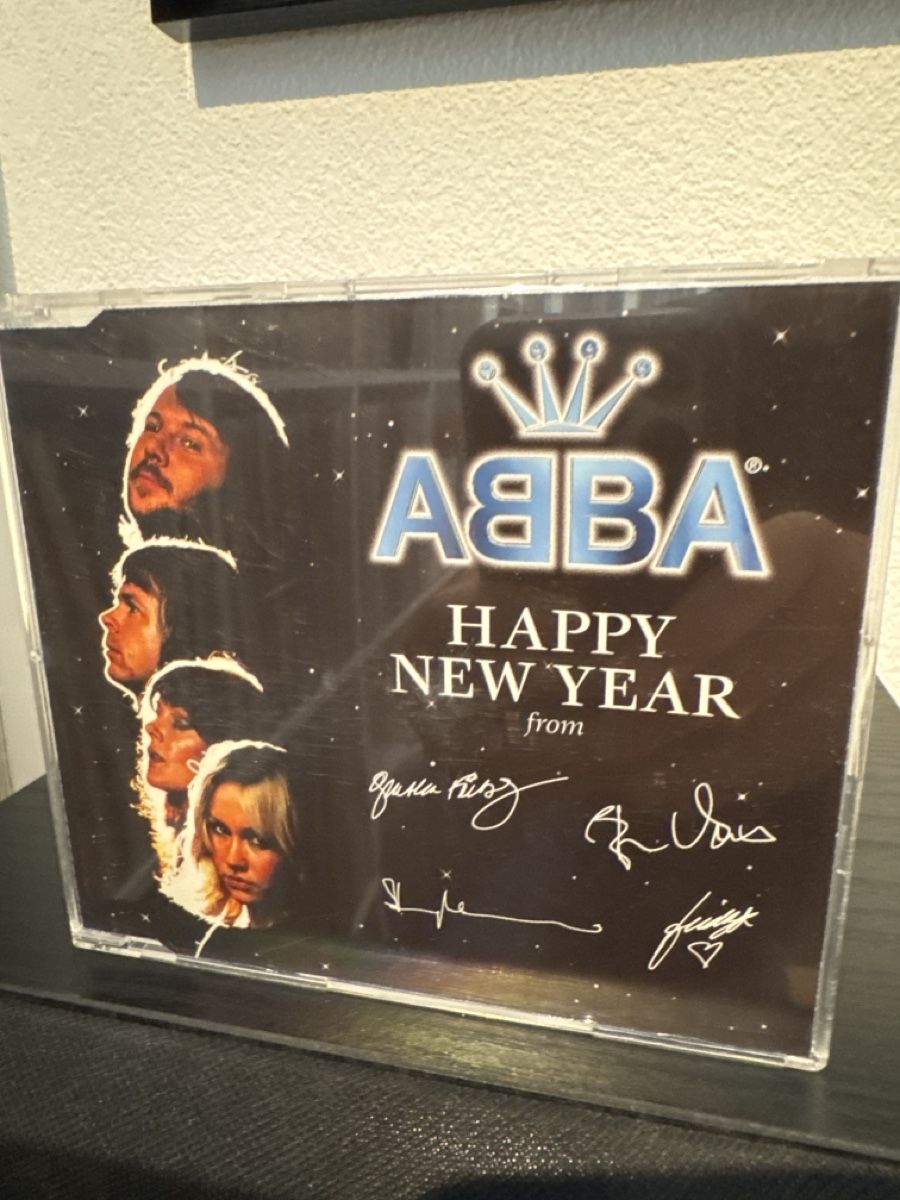 CD: ABBA - Happy New Year CD – Usato da Oberglatt ZH venduto da Incredibles