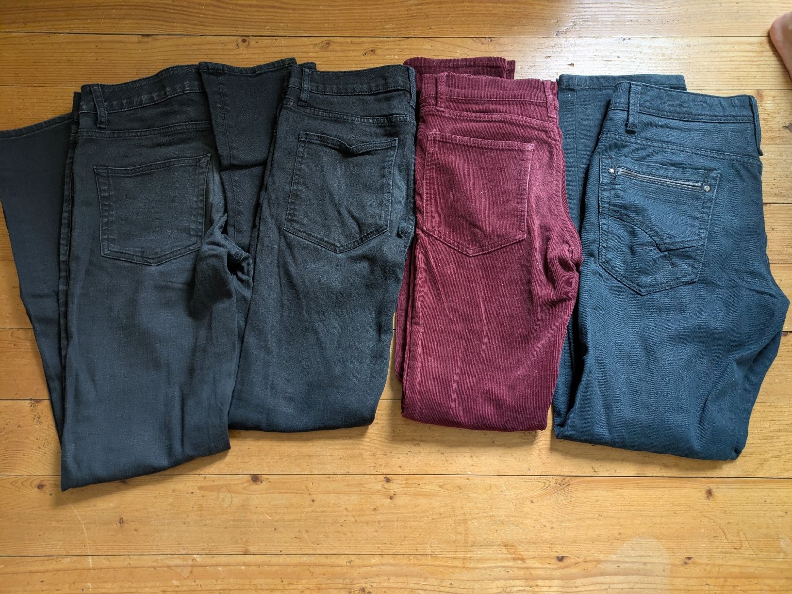 Lotti di vestiti: 8x lange Hosen Gr.S – Usato da Bischofszell venduto da mizu19 2